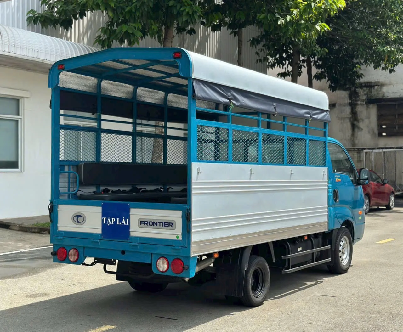 Hình xe tải KIA K200 thùng tập lái