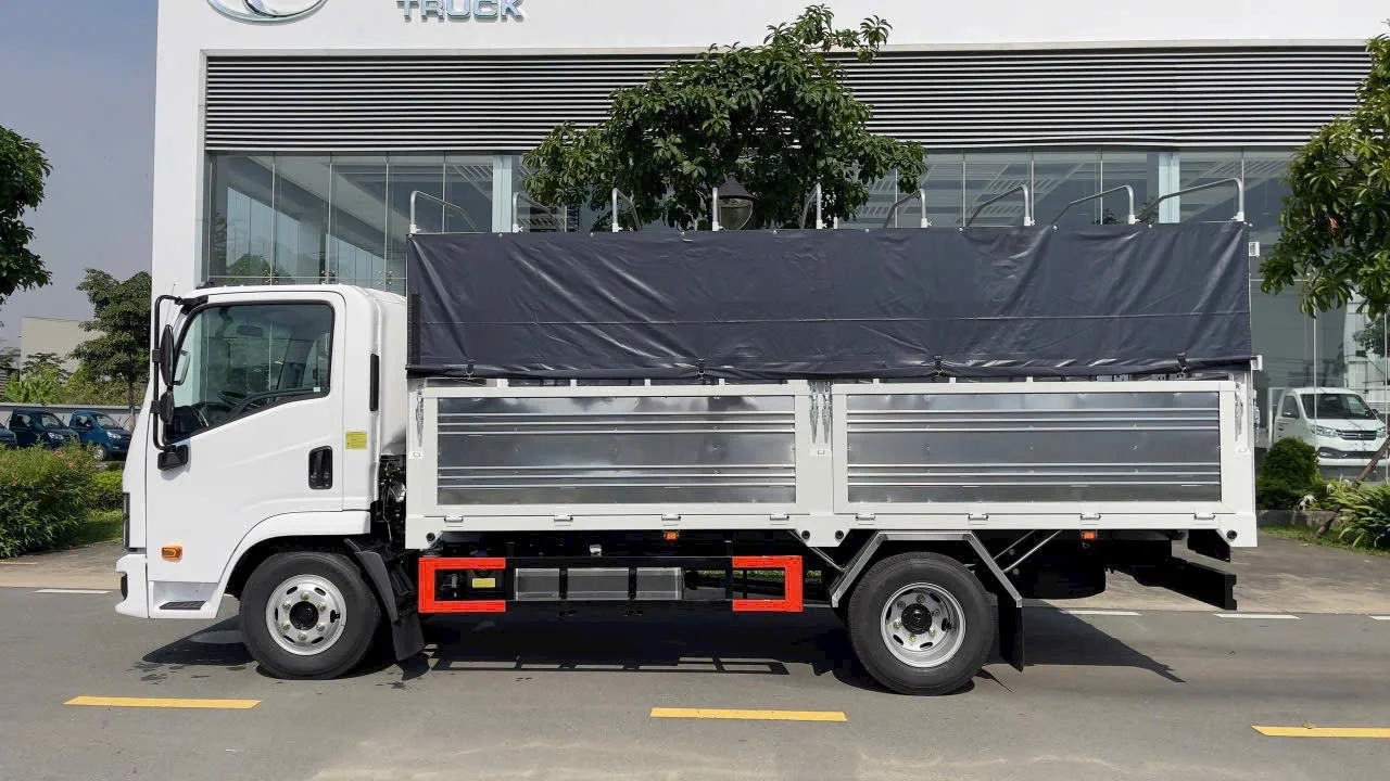 Hình xe tải thaco linker tải 1990 kg